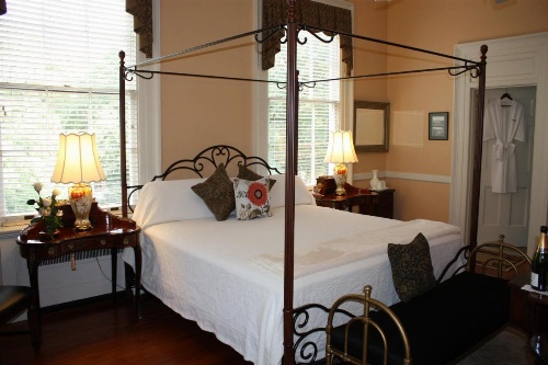 Bloomsbury Inn image 22